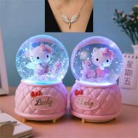 Hello Kity Işıklı Müzikli Sulu Kar Küresi 12 cm