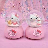 Hello Kity Işıklı Müzikli Sulu Kar Küresi 12 cm